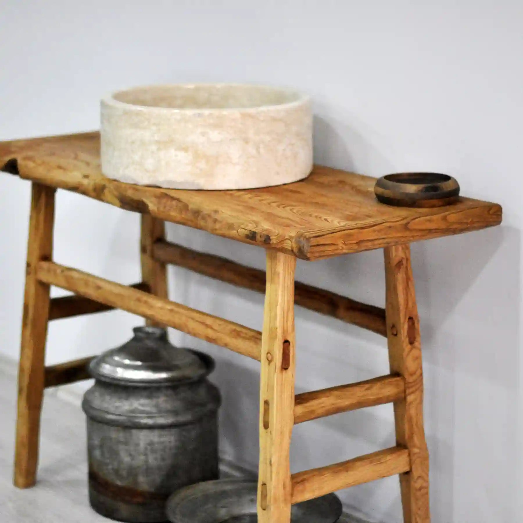 Rustikale Badezimmerwaschtische - Schmaler Bauernhausstil, Live Edge Wood