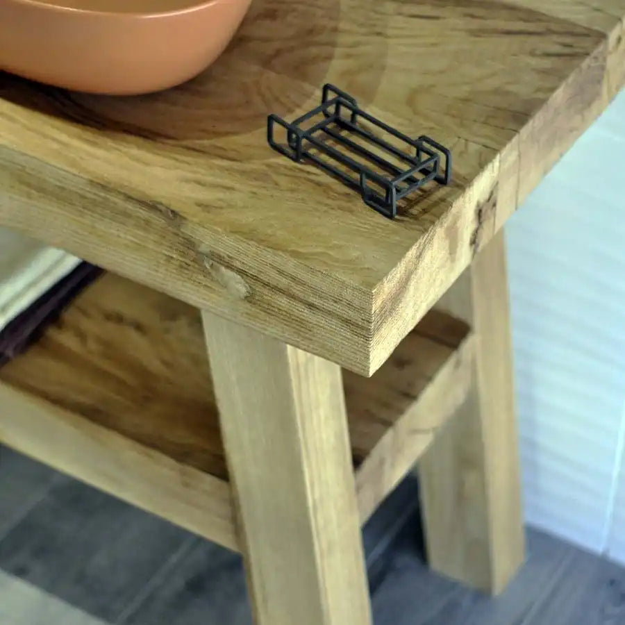 Rustikaler Badezimmer-Waschtisch mit Einzel- oder Doppelwaschbecken – schmales Live Edge-Holz