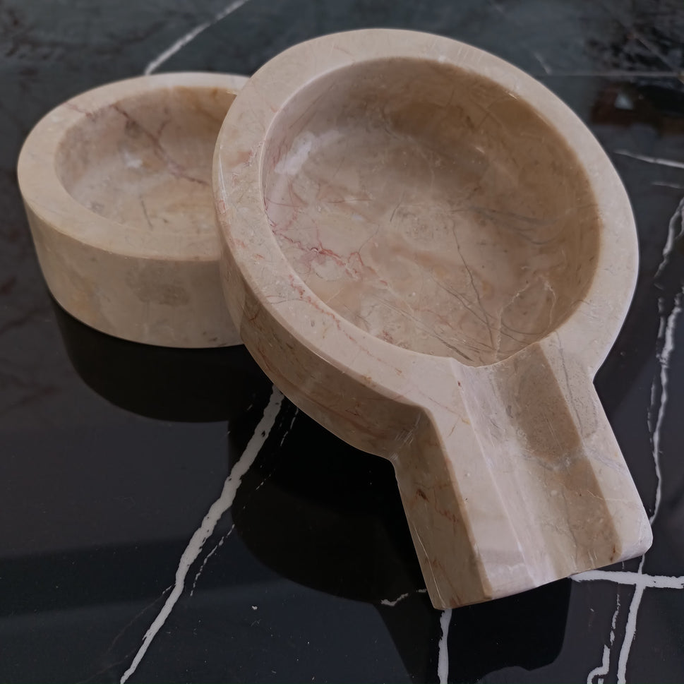 Cream Marble Keyhole Cigar Ashtray