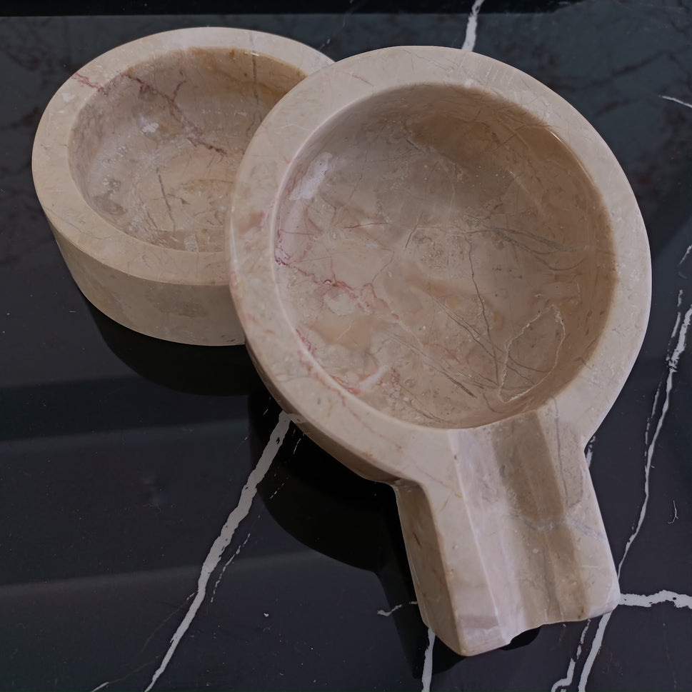 Cream Marble Keyhole Cigar Ashtray