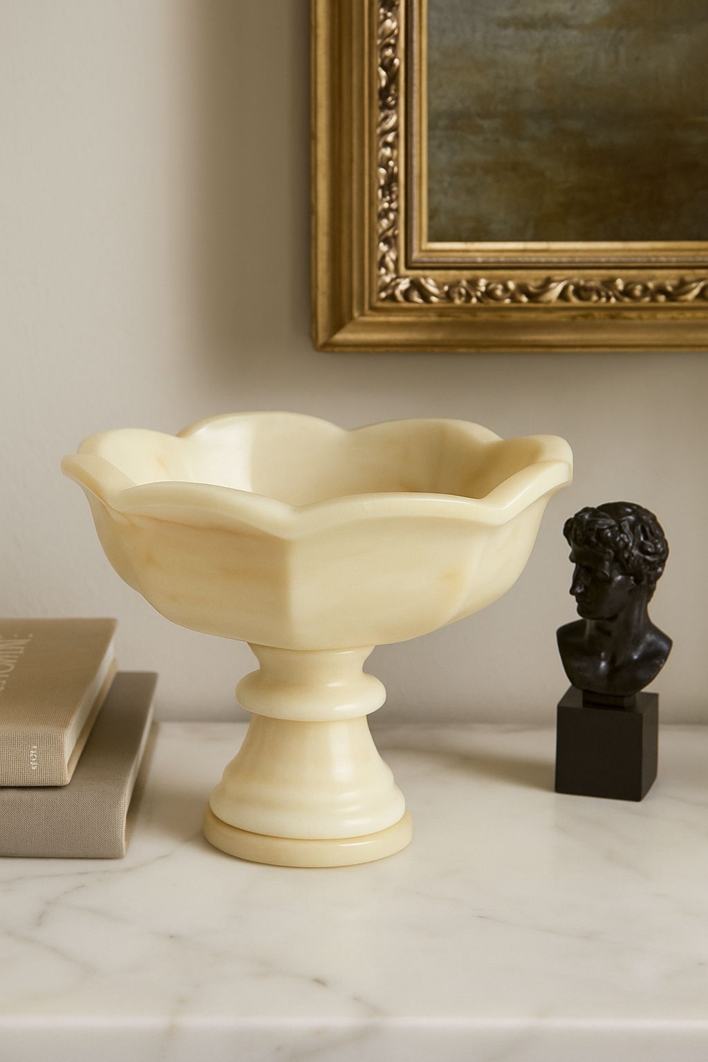 Onyx Scalloped Pedestal Bowl