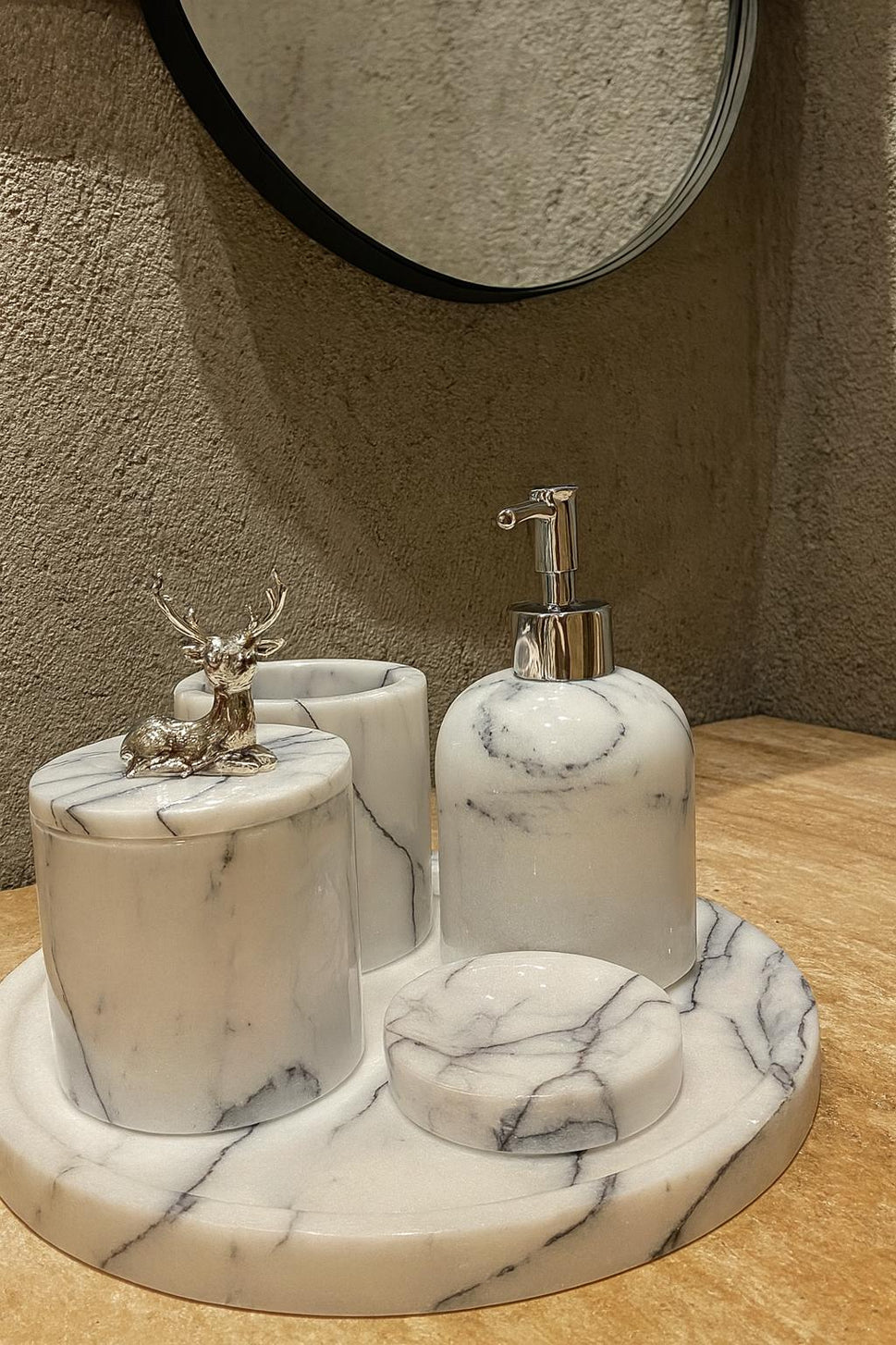 Calacatta Viola Marble Bathroom Set with Round Tray