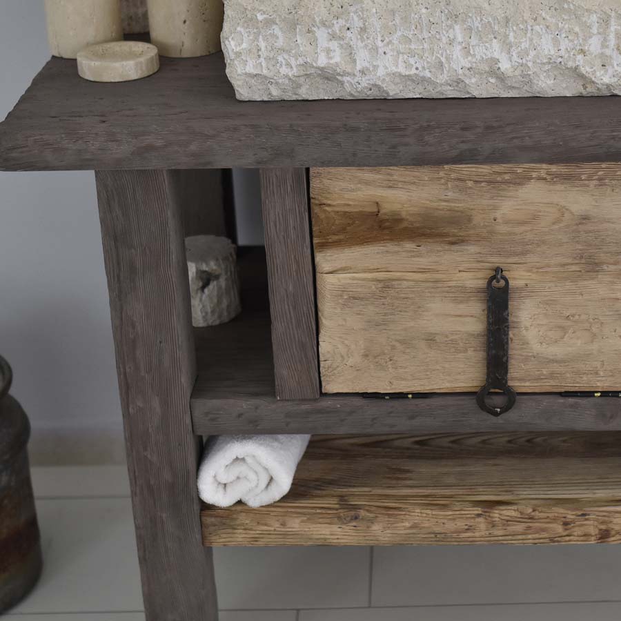 Rustikale Badezimmerwaschtische - Maßgefertigtes schmales Bauernhaus-Holz mit natürlicher Kante