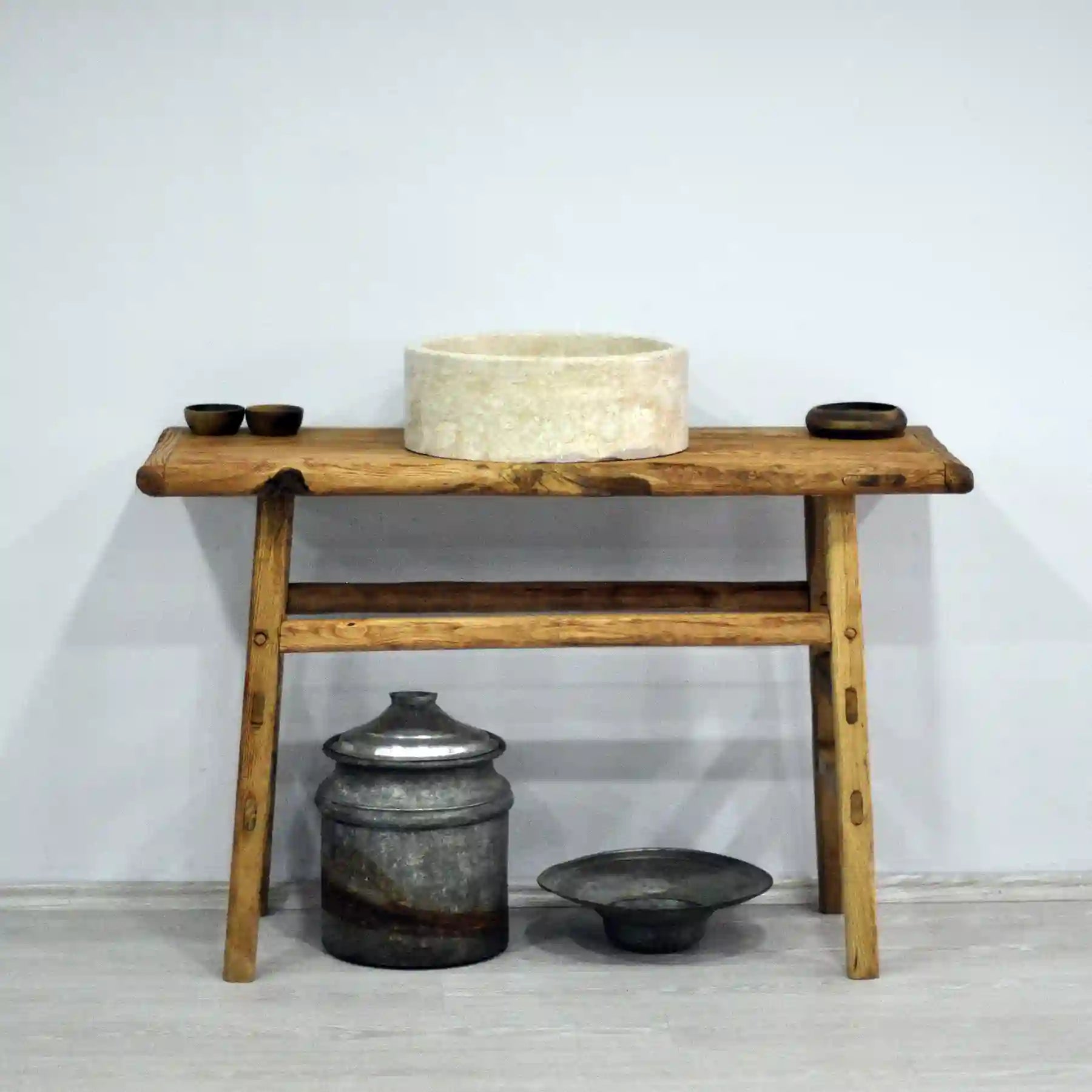 Rustikale Badezimmerwaschtische - Schmaler Bauernhausstil, Live Edge Wood 