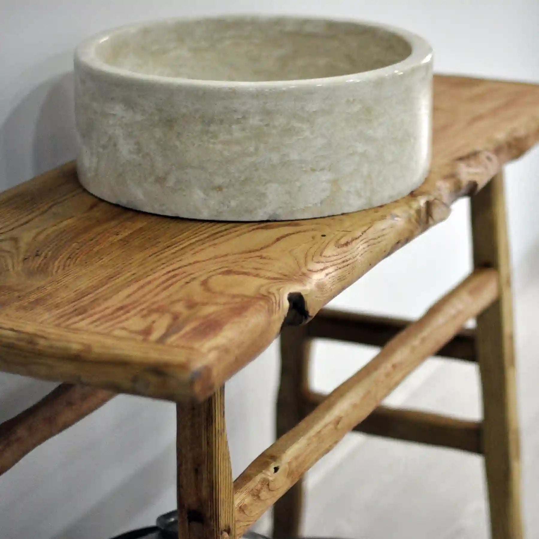 Rustikale Badezimmerwaschtische - Schmaler Bauernhausstil, Live Edge Wood 